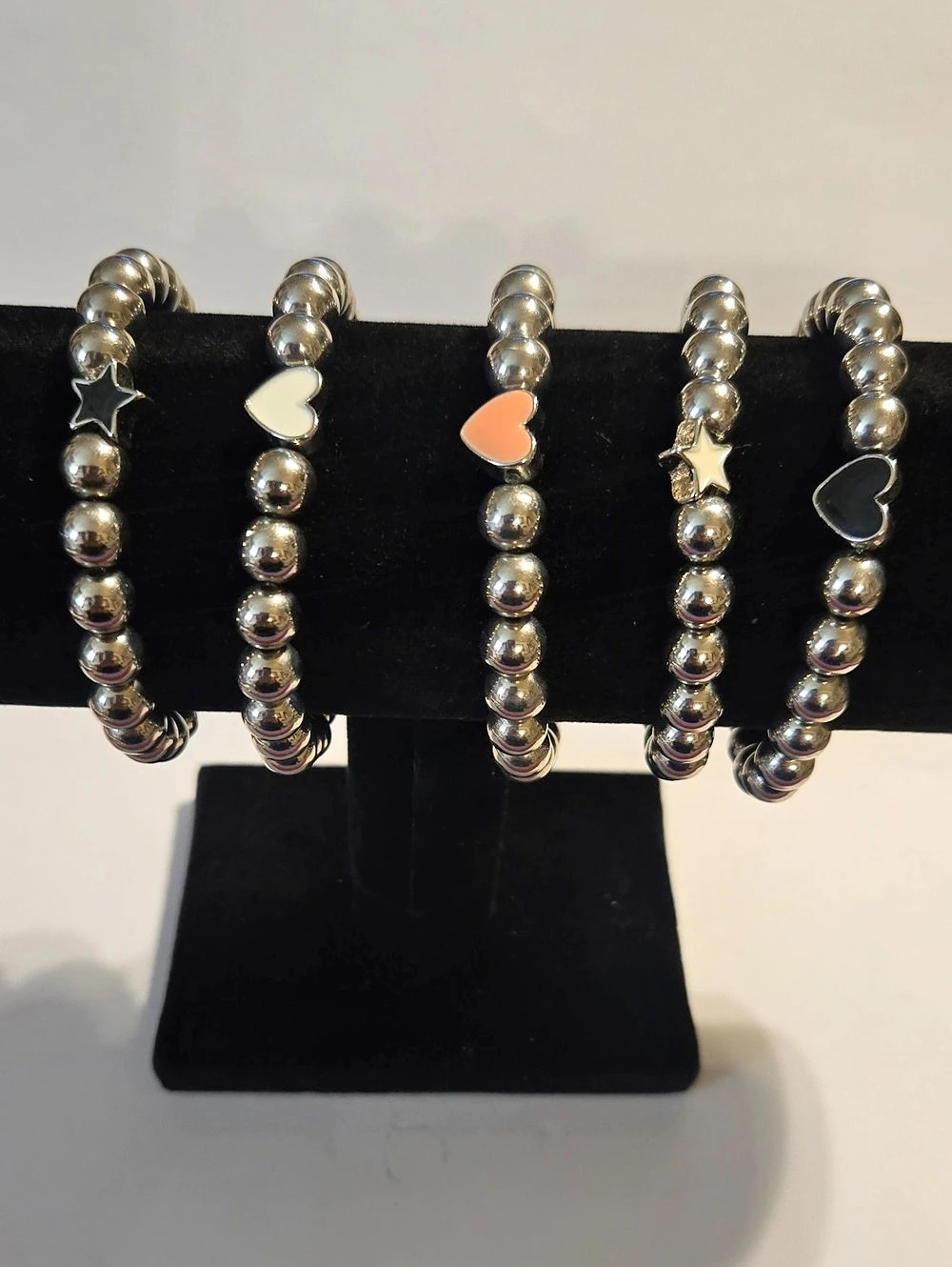 Beaded Heart And Star Bracelet Set Silver & Pink Like New